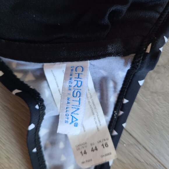 Black and White Polka Dot Bikini Top - Picture 4 of 4